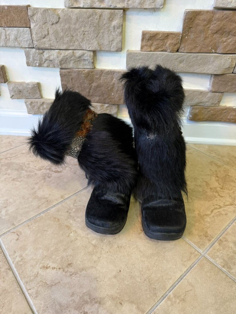 These Bearpaw Kola II boots